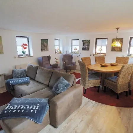Holiday home Sissi Mit Whirlpool, Sauna U Sehr Ruhig Grossschoenau
